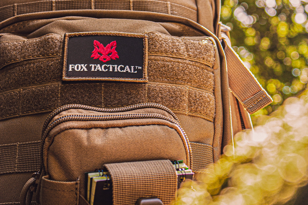 Screenshot on a simulated desktop of the 747 sportswear homepage.